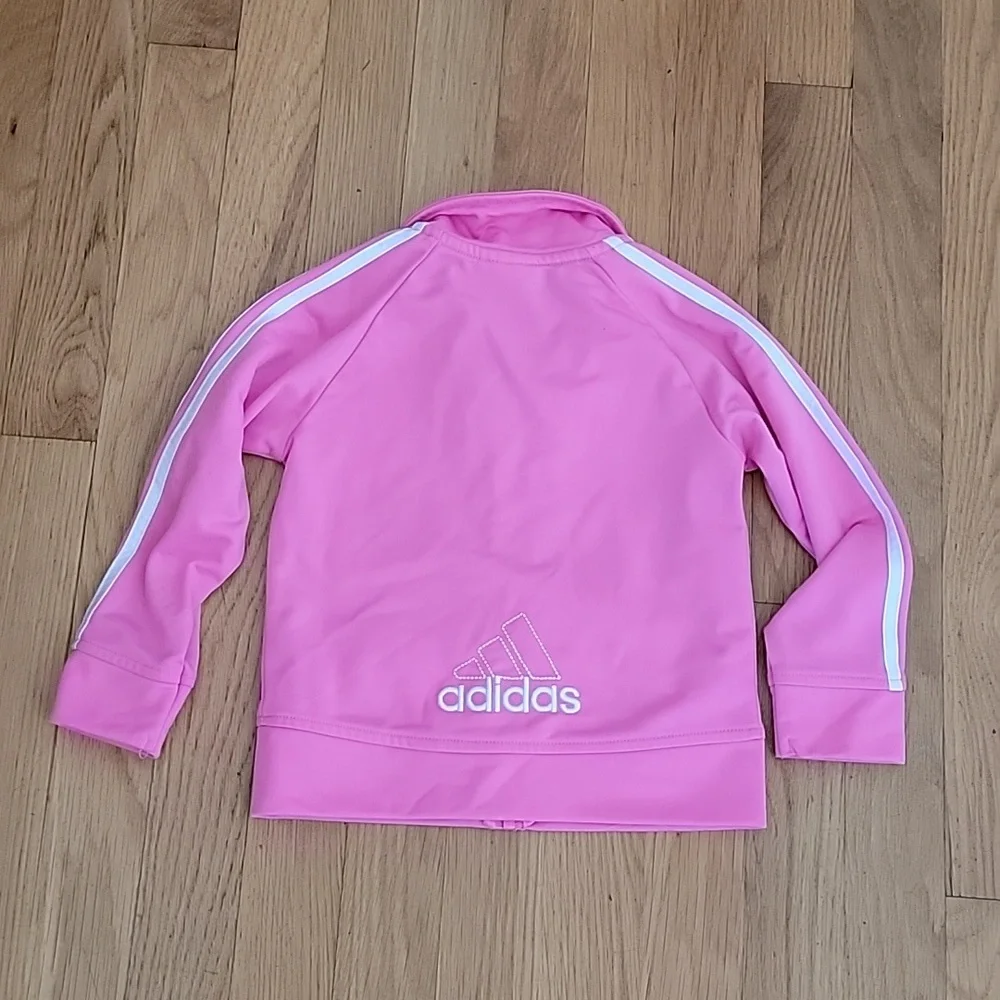 ADIDAS BRIGHT PINK JOGGING OUTFIT SET 24 MONTHS